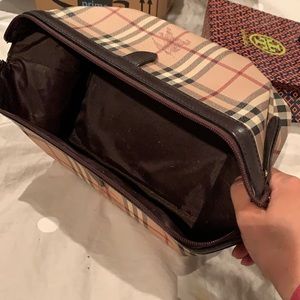 Burberry toiletries bag